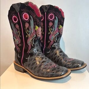 Ariat Showbaby Rocker Tattoo cowboy boots size 7.5B